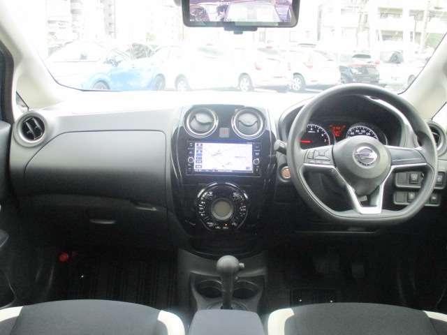 ノート １．２　Ｘ　ナビ連動純正ドライブレコーダー・純正アー　レーダーブレーキサポート　ＥＴＣ搭載　１オーナー車　記録簿付き　Ｄレコ　スマトキー　キーレス　運転席助手席エアバッグ　ナビＴＶ　ワンセグ　バックカメラ　エアコン　パワーウィンドウ　パワーステアリング（4枚目）