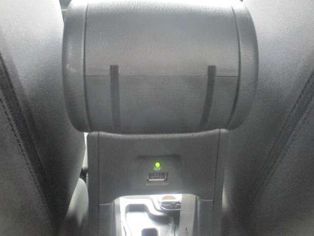 ノート １．２　Ｘ　ナビ連動純正ドライブレコーダー・純正アー　レーダーブレーキサポート　ＥＴＣ搭載　１オーナー車　記録簿付き　Ｄレコ　スマトキー　キーレス　運転席助手席エアバッグ　ナビＴＶ　ワンセグ　バックカメラ　エアコン　パワーウィンドウ　パワーステアリング（12枚目）