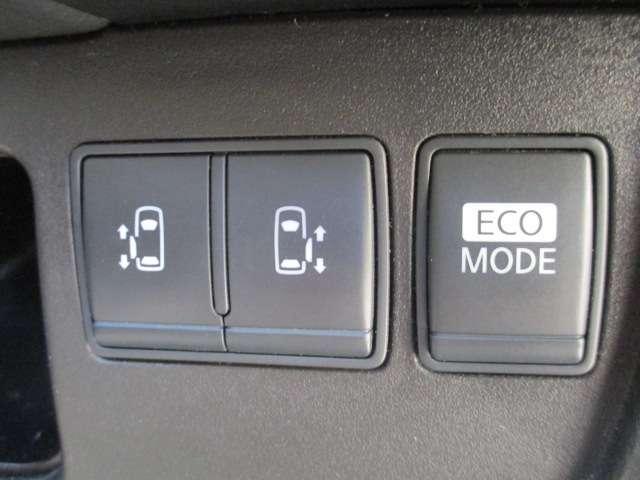 セレナ ハイウェイスターG S-ハイブリッド ★HDDナビ★インテリジェントキー★オートエアコン★クルーズコントロール★ETC★パワーステアリング★記録簿★ABS★パワーウインドウ★リヤカメラ★両側オートスライドドア★AW★後席モニター(8枚目)