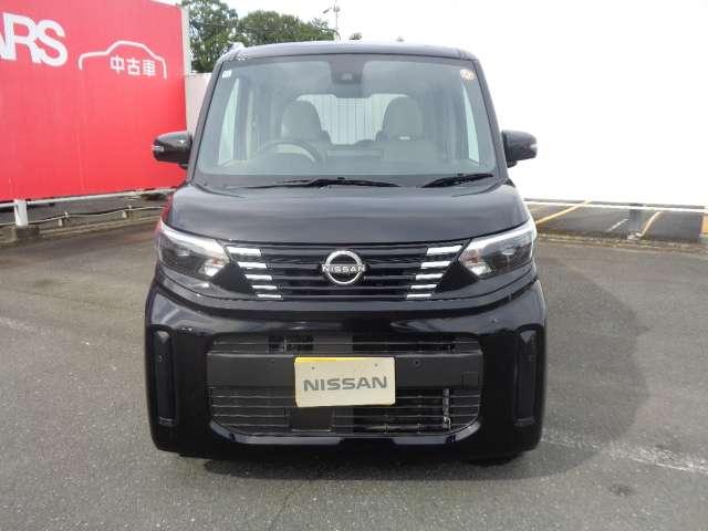 ルークス ６６０　Ｘ　アラモニ　前後衝突軽減ブレーキ　カーナビ　車線逸脱防止　スマートキー　キーフリー　ｉ－ｓｔｏｐ　フルオートエアコン　パワーウインドウ　バックカメラ　盗難防止　カーテンエアバッグ　Ｗエアバック　ＡＢＳ（3枚目）