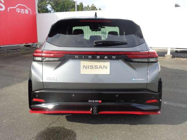 オーラ １．２　ＮＩＳＭＯ　カーテンエアバッグ　エマブレ　インテリキー　ＥＴＣ　ドラレコ　車線逸脱警報　ワンセグ　キーフリーシステム　ダブルエアバック　定期点検記録簿　アルミホイール　運転席エアバッグ　メモリーナビ　ナビＴＶ（5枚目）