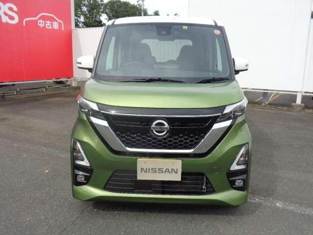 ルークス ６６０　ハイウェイスターＸ　プロパイロット　エディション　左右パワースライドドア　アイドリング　イモビ　パノラマモニター　助手席エアバッグ　衝突軽減ブレーキ　ＰＷ　ナビ＆ＴＶ　１セグ　ＬＥＤヘッドライト　ＬＤＷ　スマートキー　ＥＴＣ　ワンオーナー車　ＰＳ（3枚目）