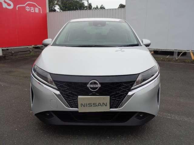 ノート 1.2 X 衝突被害軽減ブレ-キ レーンアシスト ワンオーナー サイドカーテンエアバック パワーウィンドウ オートエアコン キーレス ABS 運転席エアバッグ パワーステアリング Wエアバッグ(3枚目)