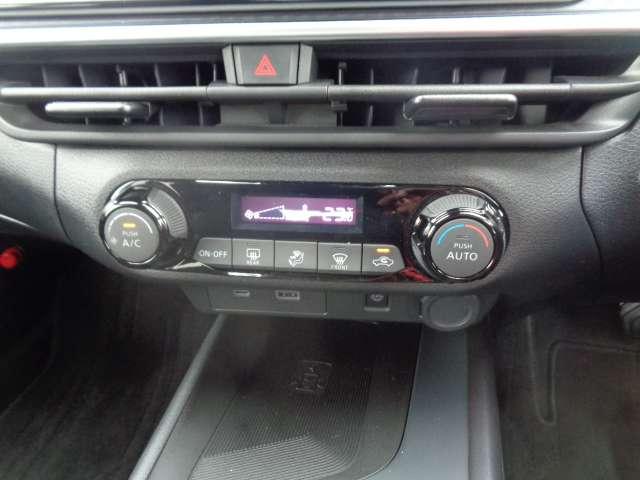 ノート 1.2 X 衝突被害軽減ブレ-キ レーンアシスト ワンオーナー サイドカーテンエアバック パワーウィンドウ オートエアコン キーレス ABS 運転席エアバッグ パワーステアリング Wエアバッグ(9枚目)