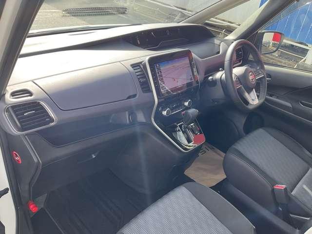 セレナ 2.0 ハイウェイスター V 1オナ(13枚目)