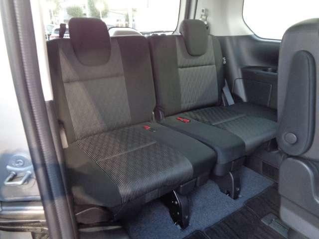 セレナ １．２　ｅ－ＰＯＷＥＲ　ハイウェイスター　Ｖ　１オナ　フルオートエアコン　アルミホイール　エアバック　ＡＢＳ　パワステ　パワーウィンドウ（14枚目）