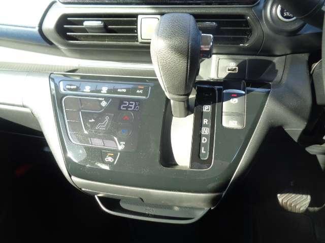 デイズ ６６０ハイウェイスターＧターボ　プロパイロット　エディション　アルミ　エアバック　エアコン　ＡＢＳ　パワーウィンドウ　ＰＳ　ワンオナ（9枚目）