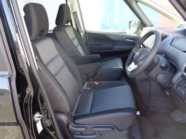 セレナ １．２　ｅ－ＰＯＷＥＲ　ハイウェイスター　Ｖ　１オナ　寒冷地仕様　フルオートエアコン　アルミホイール　エアバック　ＡＢＳ　パワステ　パワーウィンドウ　両側Ｐドア（12枚目）