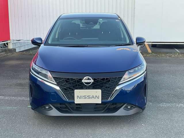 ノート 1.2 X リアカメラ 衝突被害軽減ブレ-キ ナビ LEDヘッドライト レーンアシスト インテリジェントキー アイドリングストップ 整備記録簿 盗難防止システム サイドカーテンエアバック メモリーナビ キーレス(3枚目)