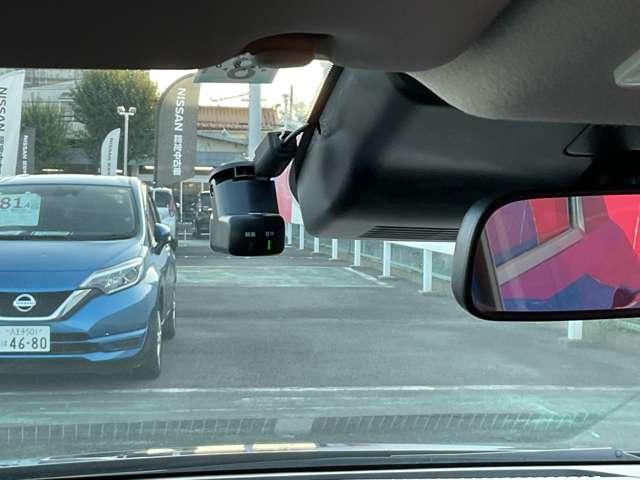 ノート 1.2 X リアカメラ 衝突被害軽減ブレ-キ ナビ LEDヘッドライト レーンアシスト インテリジェントキー アイドリングストップ 整備記録簿 盗難防止システム サイドカーテンエアバック メモリーナビ キーレス(20枚目)