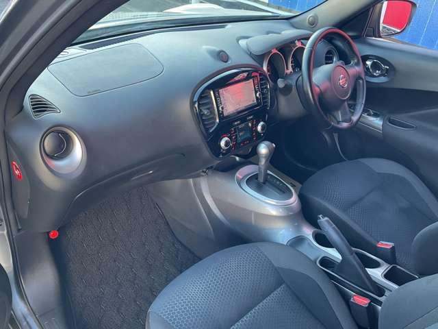 ジューク １．５　１５ＲＸ　Ｗエアバッグ　定期点検記録簿　車線逸脱警報　エマージェンシーブレーキ　ＥＴＣ付　キーフリーシステム　ワンオーナー車　ナビＴＶ　メモリーナビ　パワーウィンドウ　パワーステアリング　ＡＢＳ　ワンセグ（12枚目）