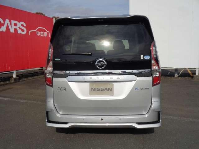 セレナ １．２　ｅ－ＰＯＷＥＲ　ハイウェイスター　Ｖ　３６０°カメラ　エマジェンシーブレーキ　１オナ　スマキー　バックカメラ　ＬＥＤ　レーンアシスト　点検記録簿付　ＥＴＣ　ドラレコ　Ａストップ　イモビ　フルオートエアコン　アルミホイール　エアバック（5枚目）