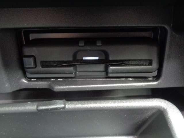 セレナ １．２　ｅ－ＰＯＷＥＲ　ハイウェイスター　Ｖ　３６０°カメラ　エマジェンシーブレーキ　１オナ　スマキー　バックカメラ　ＬＥＤ　レーンアシスト　点検記録簿付　ＥＴＣ　ドラレコ　Ａストップ　イモビ　フルオートエアコン　アルミホイール　エアバック（20枚目）