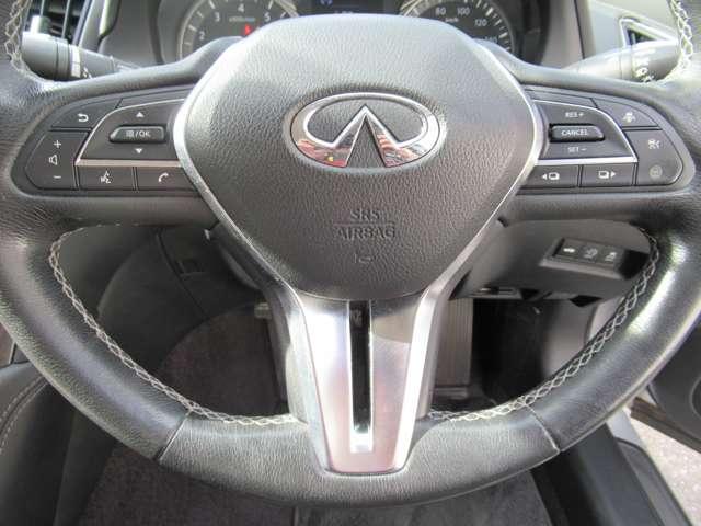 スカイライン 200GT-tタイプP 衝突軽減装置 ドラレコ LED Bカメラ スマートキー 黒革シート 盗難防止 オートクルーズコントロール ETC レーンキープアシスト ナビTV ABS アルミホイール メモリーナビ キーレス 記録簿(16枚目)