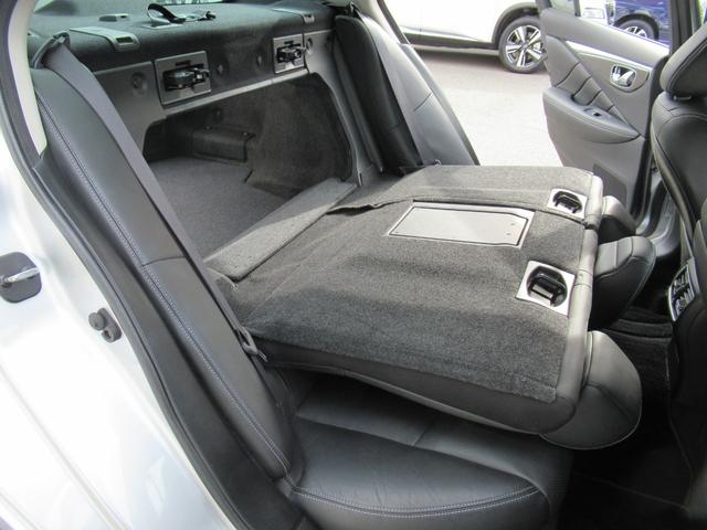 スカイライン 200GT-tタイプP 衝突軽減装置 ドラレコ LED Bカメラ スマートキー 黒革シート 盗難防止 オートクルーズコントロール ETC レーンキープアシスト ナビTV ABS アルミホイール メモリーナビ キーレス 記録簿(43枚目)