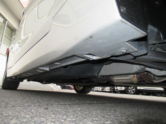 スカイライン 200GT-tタイプP 衝突軽減装置 ドラレコ LED Bカメラ スマートキー 黒革シート 盗難防止 オートクルーズコントロール ETC レーンキープアシスト ナビTV ABS アルミホイール メモリーナビ キーレス 記録簿(58枚目)