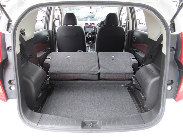 ノート ニスモ 記録簿付き インテリキ- エアバック アルミ パワーステアリング キーレスエントリー フルオートエアコン ABS パワーウインドウ フルセグTV メモリーナビ ナビ&TV ETC装着車(32枚目)