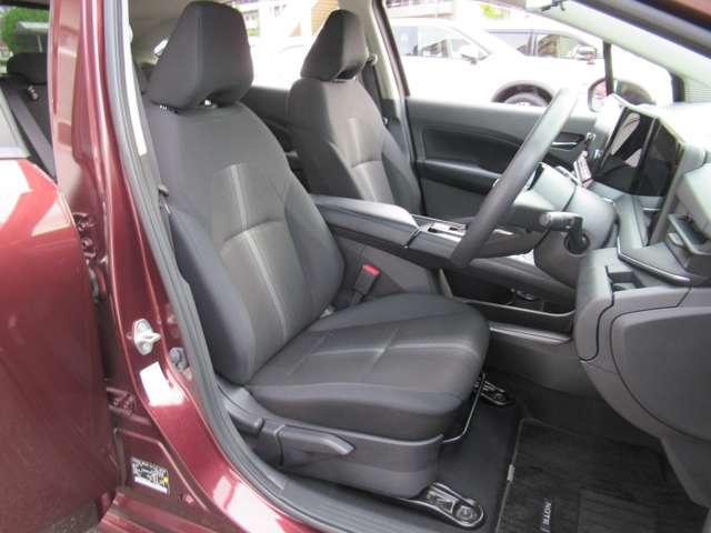 ノート リアカメラ 衝突被害軽減ブレ-キ 全方位カメラ ETC付 LEDヘッドライト レーダークルーズ レーンアシスト インテリジェントキー ワンオーナー ドラレコ 整備記録簿 盗難防止システム フルセグTV(5枚目)