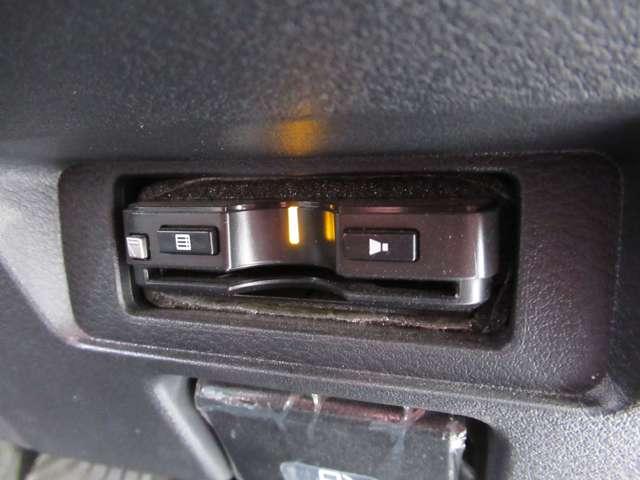 ノート リアカメラ 衝突被害軽減ブレ-キ 全方位カメラ ETC付 LEDヘッドライト レーダークルーズ レーンアシスト インテリジェントキー ワンオーナー ドラレコ 整備記録簿 盗難防止システム フルセグTV(15枚目)