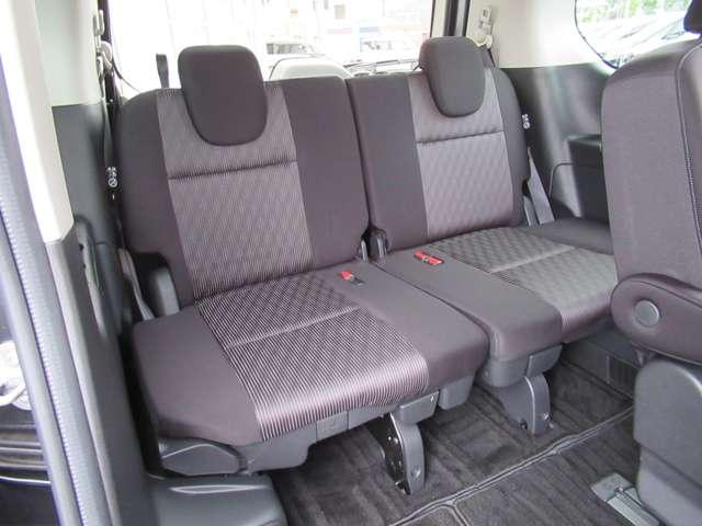 セレナ e-パワー ハイウェイスターV 360°カメラ エマジェンシーブレーキ 1オナ スマキー バックカメラ LED レーンアシスト 点検記録簿付 ETC ドラレコ イモビ サイドカーテンエアバック フルオートエアコン アルミホイール(7枚目)