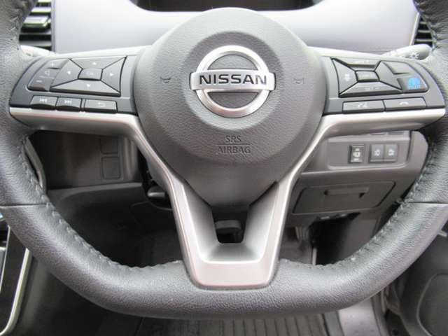 セレナ e-パワー ハイウェイスターV 360°カメラ エマジェンシーブレーキ 1オナ スマキー バックカメラ LED レーンアシスト 点検記録簿付 ETC ドラレコ イモビ サイドカーテンエアバック フルオートエアコン アルミホイール(15枚目)