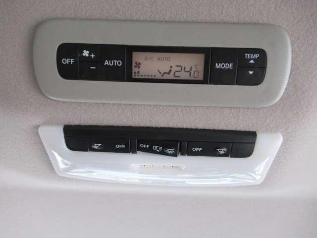 セレナ e-パワー ハイウェイスターV 360°カメラ エマジェンシーブレーキ 1オナ スマキー バックカメラ LED レーンアシスト 点検記録簿付 ETC ドラレコ イモビ サイドカーテンエアバック フルオートエアコン アルミホイール(18枚目)