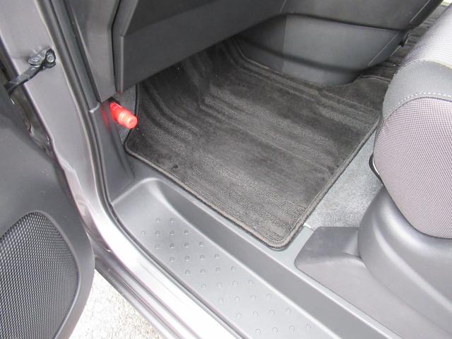 セレナ e-パワー ハイウェイスターV 360°カメラ エマジェンシーブレーキ 1オナ スマキー バックカメラ LED レーンアシスト 点検記録簿付 ETC ドラレコ イモビ サイドカーテンエアバック フルオートエアコン アルミホイール(47枚目)