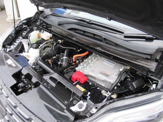 セレナ e-パワー ハイウェイスターV 360°カメラ エマジェンシーブレーキ 1オナ スマキー バックカメラ LED レーンアシスト 点検記録簿付 ETC ドラレコ イモビ サイドカーテンエアバック フルオートエアコン アルミホイール(54枚目)