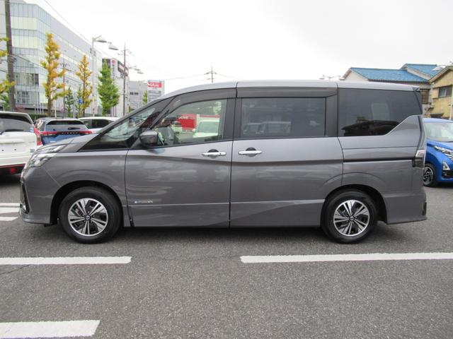 セレナ e-パワー ハイウェイスターV 360°カメラ エマジェンシーブレーキ 1オナ スマキー バックカメラ LED レーンアシスト 点検記録簿付 ETC ドラレコ イモビ サイドカーテンエアバック フルオートエアコン アルミホイール(62枚目)