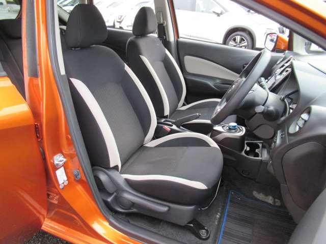 ノート 　３６０°カメラ　記録簿付　Ｒカメラ　レーンキープ　ＡＵＴＯエアコン　１オーナー　ナビＴＶ　サイドカメラ　運転席エアバッグ　キーレスエントリー　ドラレコ　ＥＴＣ車載器　パワーウィンドウ　パワステ　ＡＢＳ（5枚目）