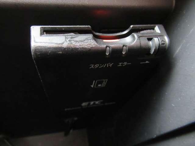 ノート 　３６０°カメラ　記録簿付　Ｒカメラ　レーンキープ　ＡＵＴＯエアコン　１オーナー　ナビＴＶ　サイドカメラ　運転席エアバッグ　キーレスエントリー　ドラレコ　ＥＴＣ車載器　パワーウィンドウ　パワステ　ＡＢＳ（14枚目）