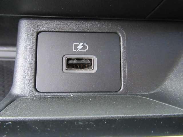 デイズ X アラウンドM 踏み間違え防止 スマートキー バックカメラ 1オーナー ETC レーンキープ アイドリングストップ ドライブレコーダー キーレス フルオートエアコン ナビTV 記録簿 運転席エアバック(11枚目)