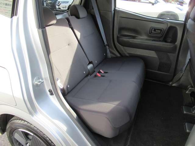 サクラ Ｇ　アラウンドビュ　ワンオーナ　踏み間違い防止アシスト　ＬＥＤヘッドランプ　スマートキー　ＬＤＷ　盗難防止システム　オートエアコン　ＥＴＣ　バックカメラ　アダプティブクルーズコントロール　ＡＢＳ　ナビＴＶ（6枚目）