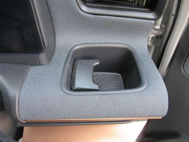 サクラ Ｇ　アラウンドビュ　ワンオーナ　踏み間違い防止アシスト　ＬＥＤヘッドランプ　スマートキー　ＬＤＷ　盗難防止システム　オートエアコン　ＥＴＣ　バックカメラ　アダプティブクルーズコントロール　ＡＢＳ　ナビＴＶ（26枚目）