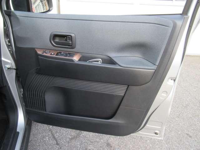 サクラ Ｇ　アラウンドビュ　ワンオーナ　踏み間違い防止アシスト　ＬＥＤヘッドランプ　スマートキー　ＬＤＷ　盗難防止システム　オートエアコン　ＥＴＣ　バックカメラ　アダプティブクルーズコントロール　ＡＢＳ　ナビＴＶ（41枚目）