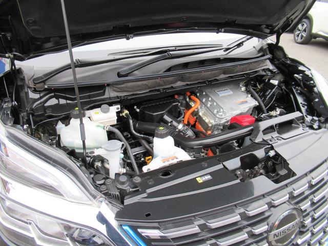 セレナ e-パワー ハイウェイスターV 360°カメラ エマジェンシーブレーキ 1オナ スマキー バックカメラ LED レーンアシスト 点検記録簿付 ETC ドラレコ イモビ サイドカーテンエアバック フルオートエアコン アルミホイール(55枚目)