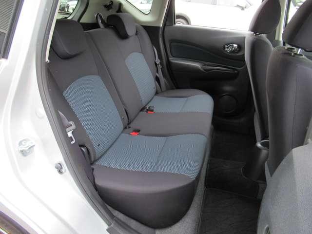 ノート 1.2 X DIG-S メモリーナビ フルセグ バックカメラ アイドリングストップ機能 左右エアバック イモビ AAC スマキー バックカメラ付き ETC パワーウィンドウ ドライブレコーダー ABS キーフリー ナビTV パワーステアリング メモリーナビ(6枚目)