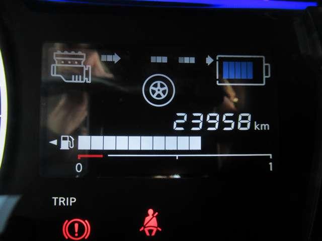 ノート e-POWER X 記録簿付 Rカメラ 運転席助手席エアバック レーンキープ AUTOエアコン 1オーナー 盗難防止システム ナビTV 運転席エアバッグ キーレスエントリー ETC車載器 パワーウィンドウ パワステ(16枚目)