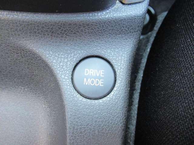 ノート e-POWER X 記録簿付 Rカメラ 運転席助手席エアバック レーンキープ AUTOエアコン 1オーナー 盗難防止システム ナビTV 運転席エアバッグ キーレスエントリー ETC車載器 パワーウィンドウ パワステ(17枚目)