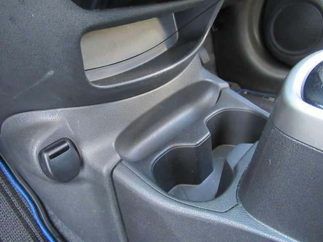 ノート e-POWER X 記録簿付 Rカメラ 運転席助手席エアバック レーンキープ AUTOエアコン 1オーナー 盗難防止システム ナビTV 運転席エアバッグ キーレスエントリー ETC車載器 パワーウィンドウ パワステ(18枚目)