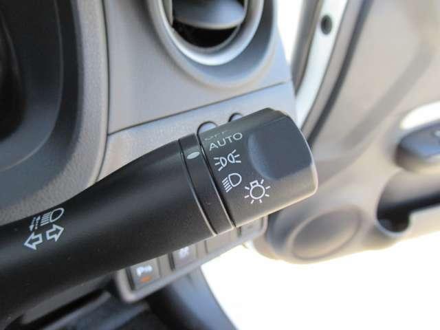 ノート X エコモード 1オーナー LEDヘッドライト PW ドライブレコーダー ETC キーフリー 盗難防止システム オートエアコン フルセグテレビ ナビTV メモリーナビ PS 記録簿 ABS エアバック(18枚目)