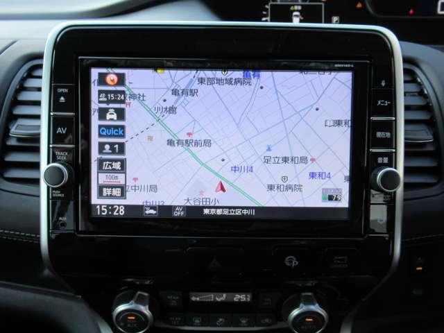 セレナ ハイウェイスター　ＶセレクションＩＩ　バックモニタ　全周囲モニタ　アイスト　寒冷地　Ｐアシスト　インテリキー　ＬＥＤライト　ＥＴＣ車載器　サイドエアバッグ　記録簿　ドライブレコーダー　メモリ－ナビ　アルミ　ＴＶナビ　エアバック　ＡＢＳ（8枚目）