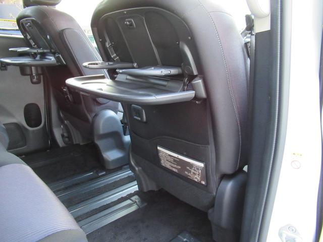 セレナ ハイウェイスター　ＶセレクションＩＩ　バックモニタ　全周囲モニタ　アイスト　寒冷地　Ｐアシスト　インテリキー　ＬＥＤライト　ＥＴＣ車載器　サイドエアバッグ　記録簿　ドライブレコーダー　メモリ－ナビ　アルミ　ＴＶナビ　エアバック　ＡＢＳ（34枚目）