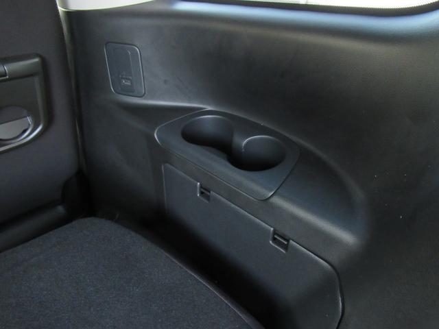 セレナ ハイウェイスター　ＶセレクションＩＩ　バックモニタ　全周囲モニタ　アイスト　寒冷地　Ｐアシスト　インテリキー　ＬＥＤライト　ＥＴＣ車載器　サイドエアバッグ　記録簿　ドライブレコーダー　メモリ－ナビ　アルミ　ＴＶナビ　エアバック　ＡＢＳ（36枚目）