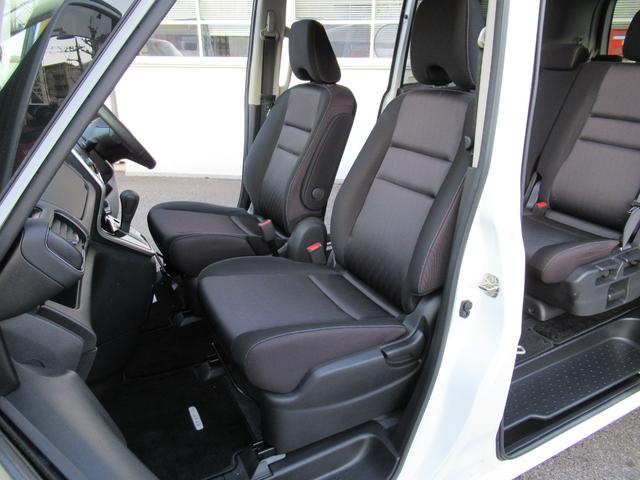 セレナ ハイウェイスター　ＶセレクションＩＩ　バックモニタ　全周囲モニタ　アイスト　寒冷地　Ｐアシスト　インテリキー　ＬＥＤライト　ＥＴＣ車載器　サイドエアバッグ　記録簿　ドライブレコーダー　メモリ－ナビ　アルミ　ＴＶナビ　エアバック　ＡＢＳ（40枚目）