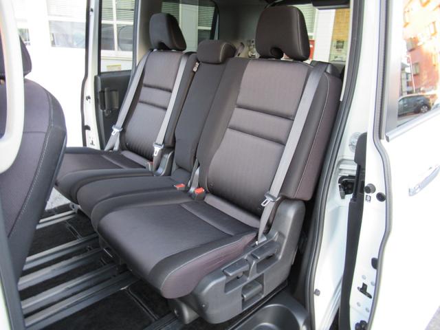 セレナ ハイウェイスター　ＶセレクションＩＩ　バックモニタ　全周囲モニタ　アイスト　寒冷地　Ｐアシスト　インテリキー　ＬＥＤライト　ＥＴＣ車載器　サイドエアバッグ　記録簿　ドライブレコーダー　メモリ－ナビ　アルミ　ＴＶナビ　エアバック　ＡＢＳ（41枚目）