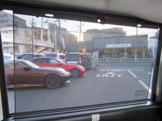 セレナ ハイウェイスター　ＶセレクションＩＩ　バックモニタ　全周囲モニタ　アイスト　寒冷地　Ｐアシスト　インテリキー　ＬＥＤライト　ＥＴＣ車載器　サイドエアバッグ　記録簿　ドライブレコーダー　メモリ－ナビ　アルミ　ＴＶナビ　エアバック　ＡＢＳ（42枚目）