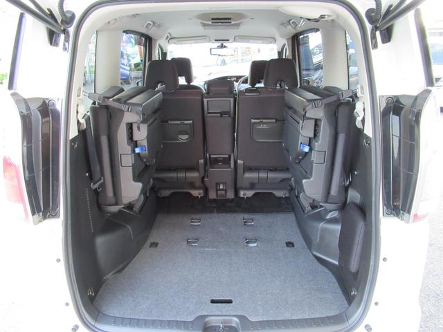 セレナ ハイウェイスター　ＶセレクションＩＩ　バックモニタ　全周囲モニタ　アイスト　寒冷地　Ｐアシスト　インテリキー　ＬＥＤライト　ＥＴＣ車載器　サイドエアバッグ　記録簿　ドライブレコーダー　メモリ－ナビ　アルミ　ＴＶナビ　エアバック　ＡＢＳ（45枚目）