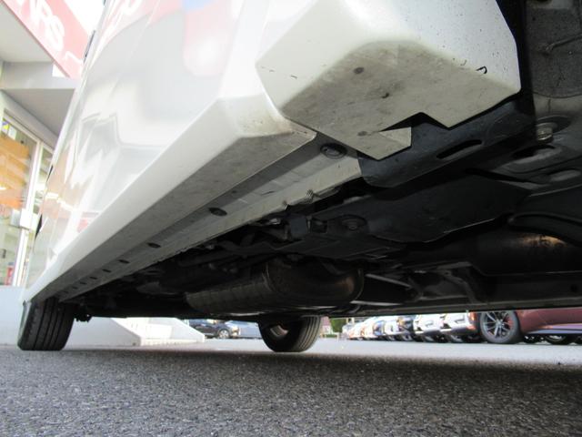 セレナ ハイウェイスター　ＶセレクションＩＩ　バックモニタ　全周囲モニタ　アイスト　寒冷地　Ｐアシスト　インテリキー　ＬＥＤライト　ＥＴＣ車載器　サイドエアバッグ　記録簿　ドライブレコーダー　メモリ－ナビ　アルミ　ＴＶナビ　エアバック　ＡＢＳ（60枚目）