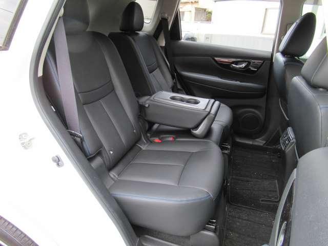 エクストレイル オーテック パッケージ エマブレ サイドカメラ バックカメラ LED ワンオーナ 全周囲カメラ ドラレコ ETC アイドリングストップ メモリーナビ インテリキー アルミホイール ナビTV 4WD 盗難防止装置 レーンキープ(6枚目)